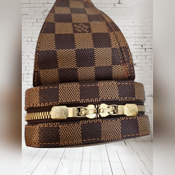 🔥🔥Beautiful Condition 🔥 😍 Authentic Louis Vuitton Geronimo Bumbag Damier - Picture 9 of 17